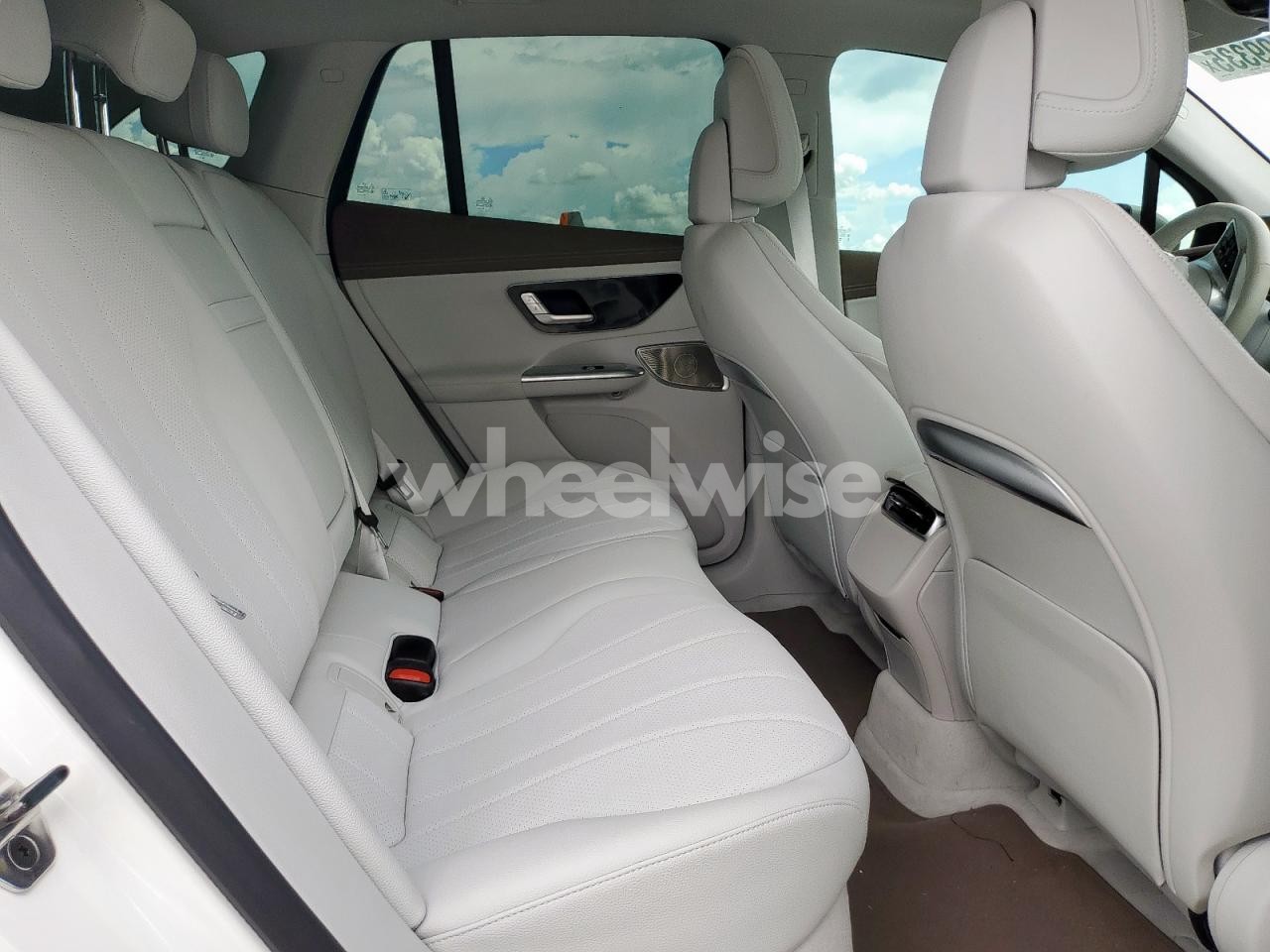 Photo 10 of 2025 MERCEDES-BENZ EQE SUV 350 4MATIC (VIN 4JGGM1CB6SA064462)
