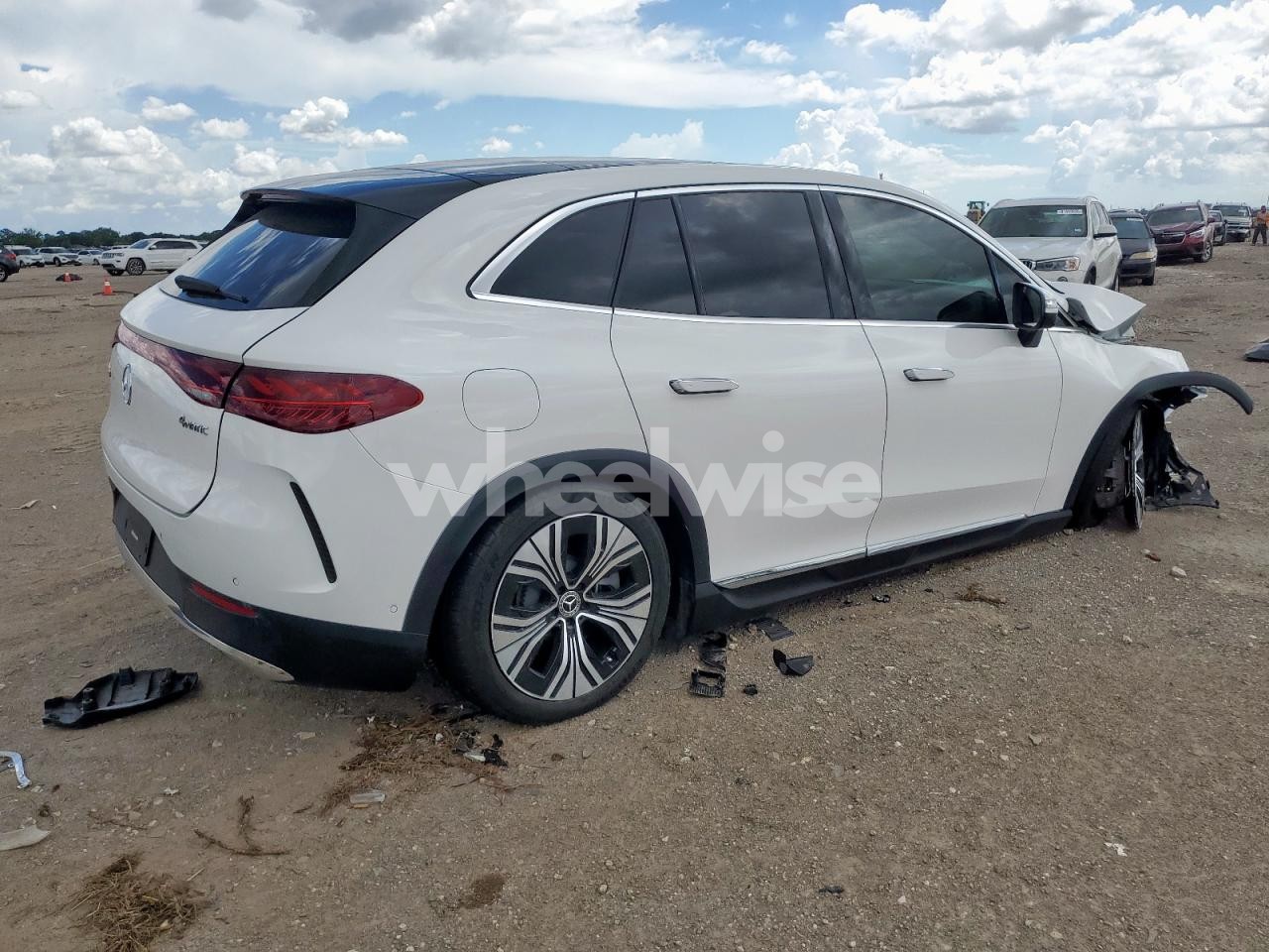 Photo 3 of 2025 MERCEDES-BENZ EQE SUV 350 4MATIC (VIN 4JGGM1CB6SA064462)