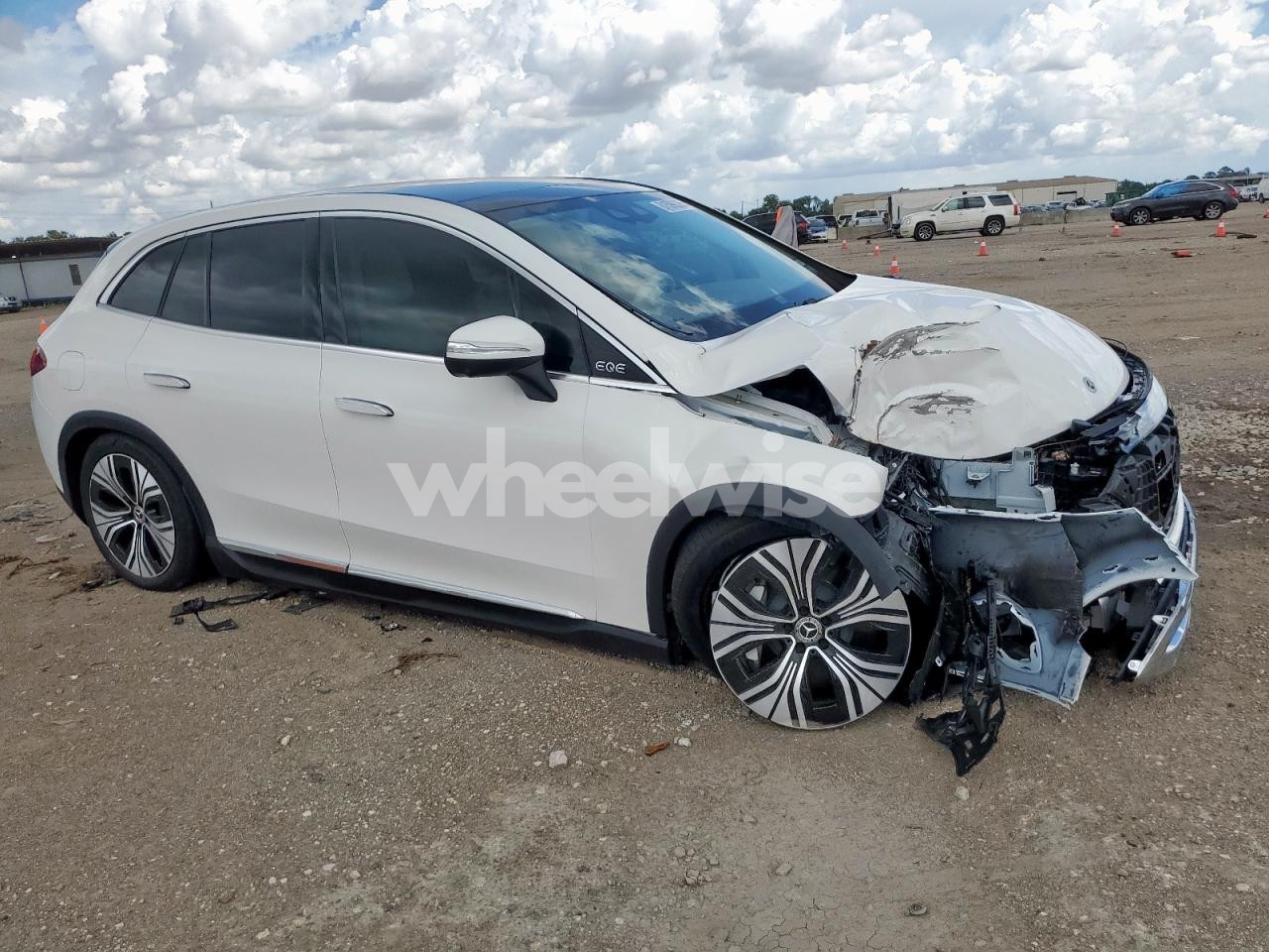 Photo 4 of 2025 MERCEDES-BENZ EQE SUV 350 4MATIC (VIN 4JGGM1CB6SA064462)