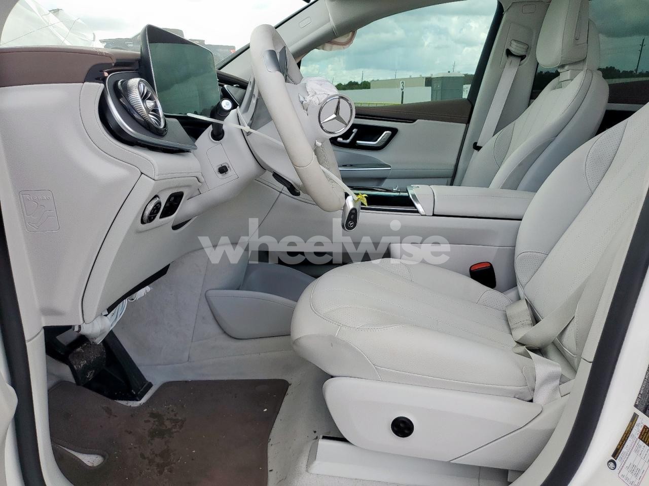 Photo 7 of 2025 MERCEDES-BENZ EQE SUV 350 4MATIC (VIN 4JGGM1CB6SA064462)