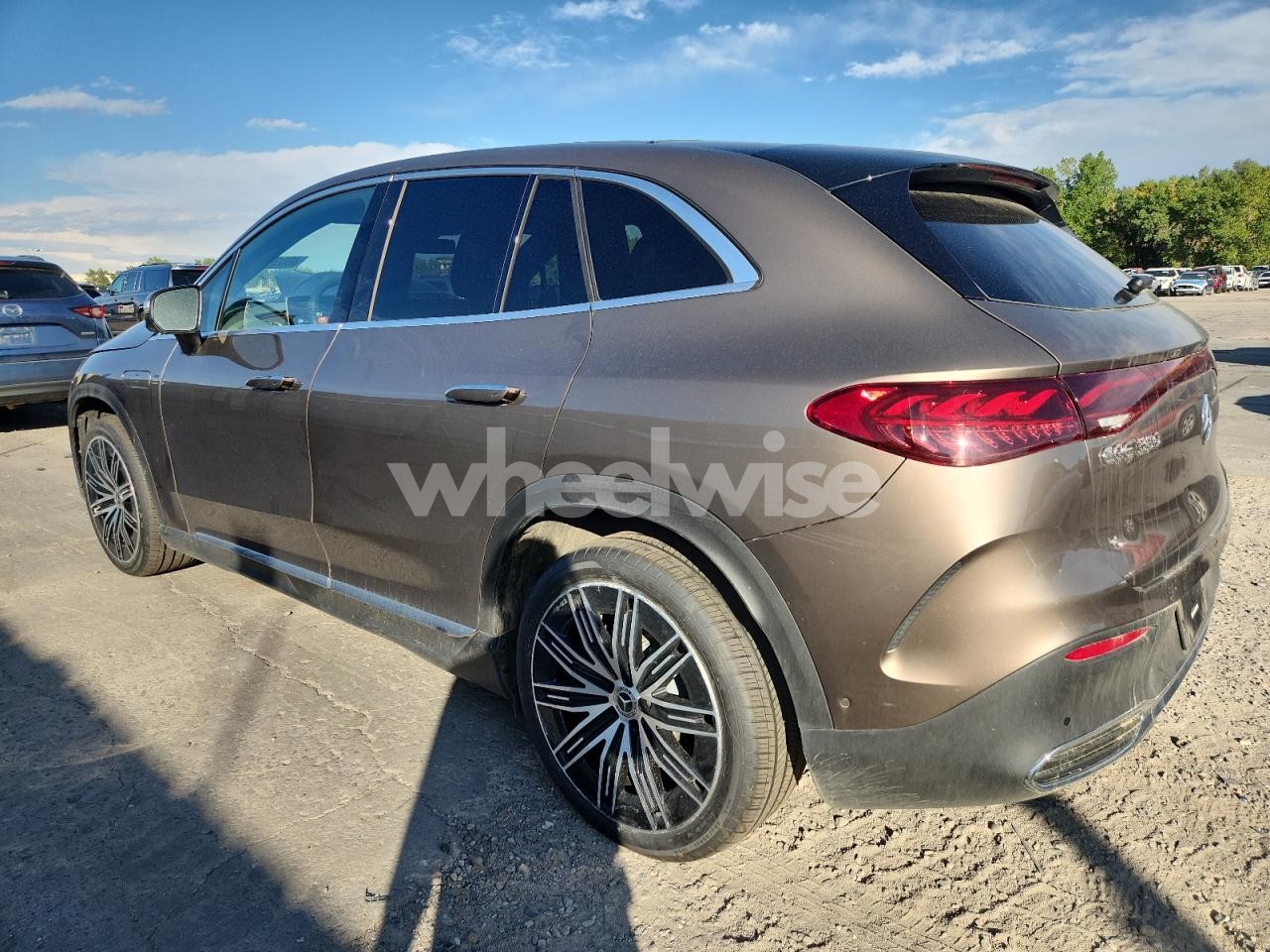 Photo 2 of 2024 MERCEDES-BENZ EQE SUV 350 4MATIC (VIN 4JGGM1CB7RA046515)