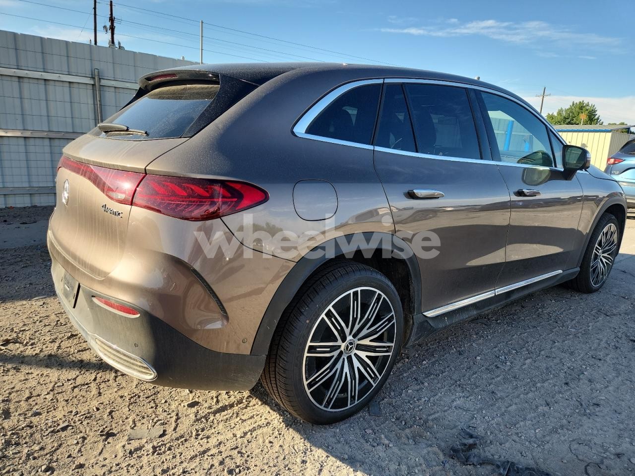 Photo 3 of 2024 MERCEDES-BENZ EQE SUV 350 4MATIC (VIN 4JGGM1CB7RA046515)