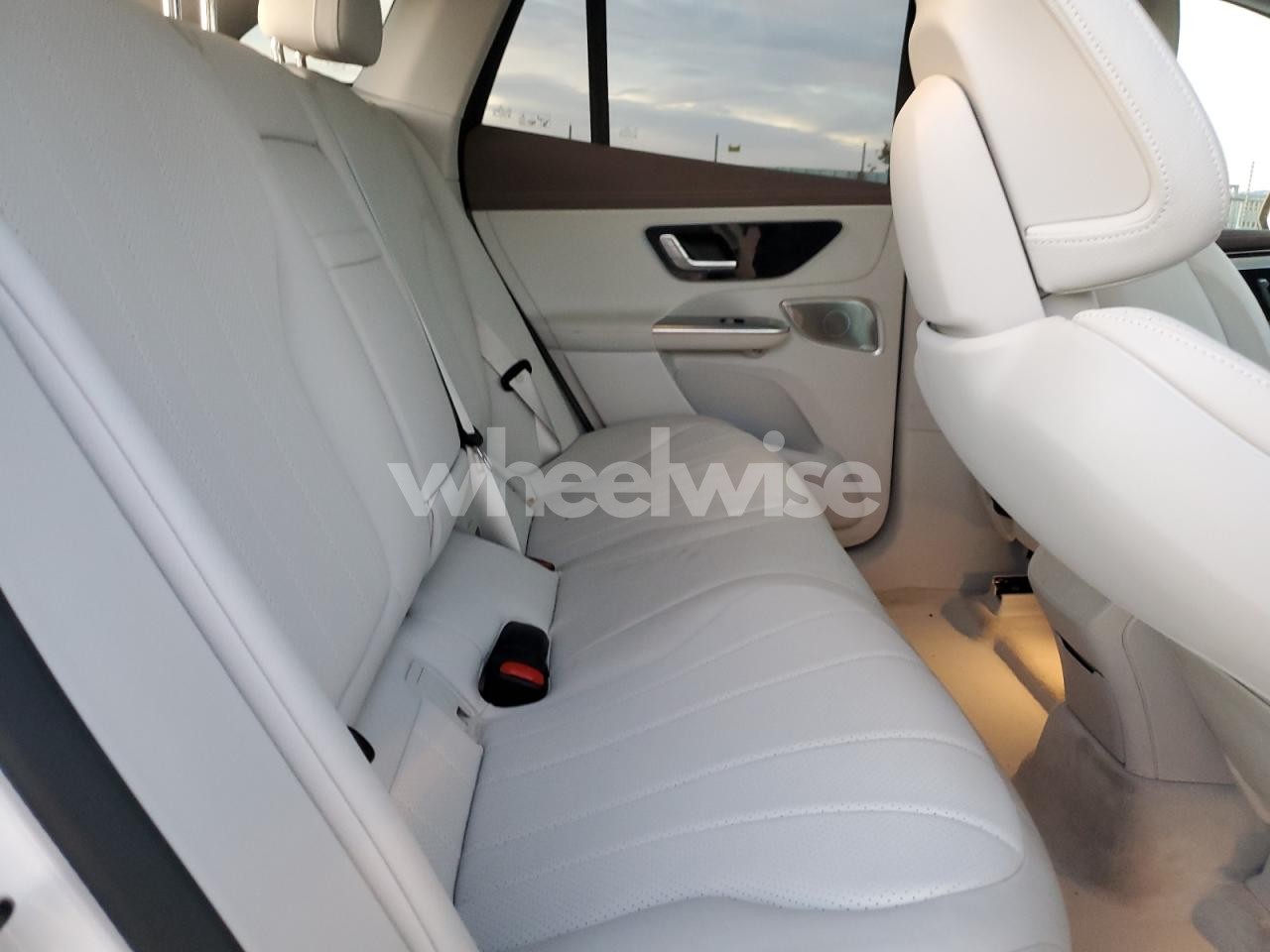 Photo 11 of 2023 MERCEDES-BENZ EQE SUV 350 4MATIC (VIN 4JGGM1CB9PA008944)