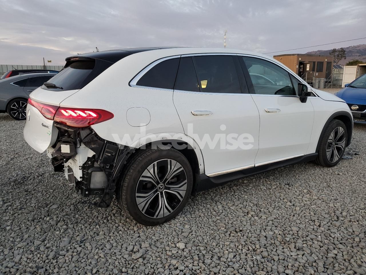Photo 3 of 2023 MERCEDES-BENZ EQE SUV 350 4MATIC (VIN 4JGGM1CB9PA008944)