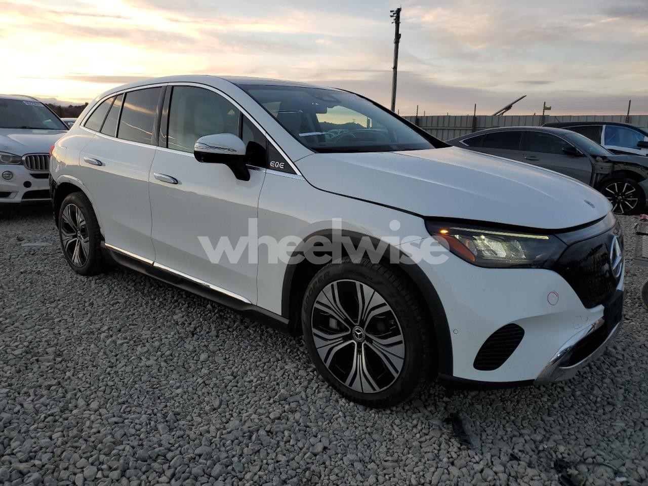 Photo 4 of 2023 MERCEDES-BENZ EQE SUV 350 4MATIC (VIN 4JGGM1CB9PA008944)