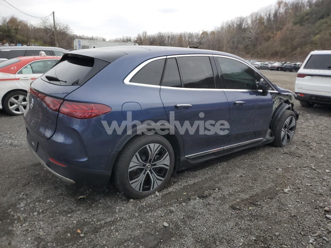 Photo 3 of 2025 MERCEDES-BENZ EQE SUV 350+ (VIN 4JGGM2BB7SA060136)