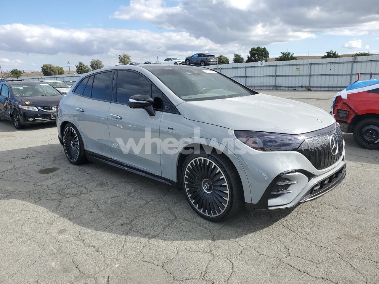 Photo 4 of 2024 MERCEDES-BENZ EQE SUV AMG 4MATIC (VIN 4JGGM5DB6RA035205)