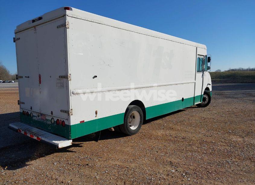 Photo 4 of 2003 Ic Corporation 1000 1652 (VIN 4KAMGABM03A946951)