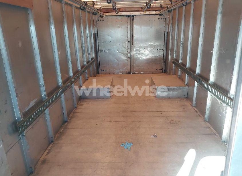 Photo 6 of 2003 Ic Corporation 1000 1652 (VIN 4KAMGABM03A946951)