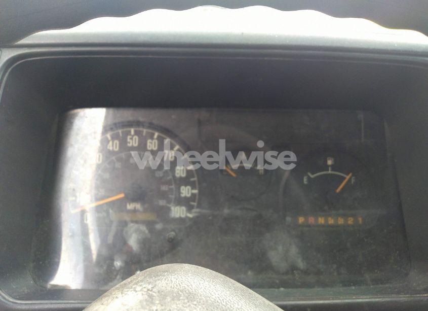Photo 6 of 2003 Gmc W3s042 12000 GVWR GAS REG (VIN 4KDB4B1R83J801369)