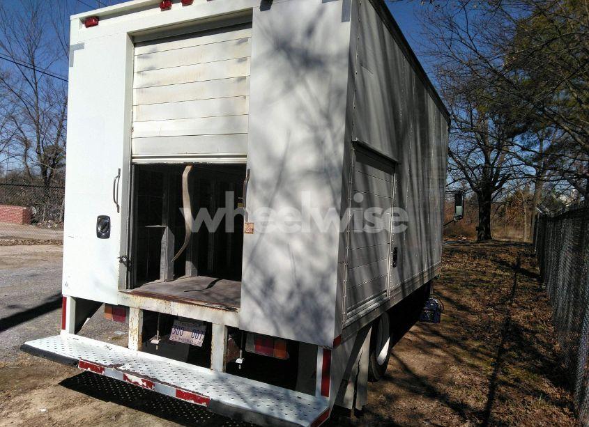 Photo 4 of 2007 Gmc W4s042 W4500 HD GAS REG (VIN 4KDC4B1U07J802904)