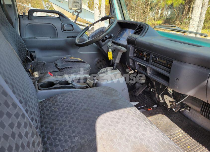 Photo 5 of 2006 Gmc W4s042 W4500 REG (VIN 4KDC4B1U96J803743)