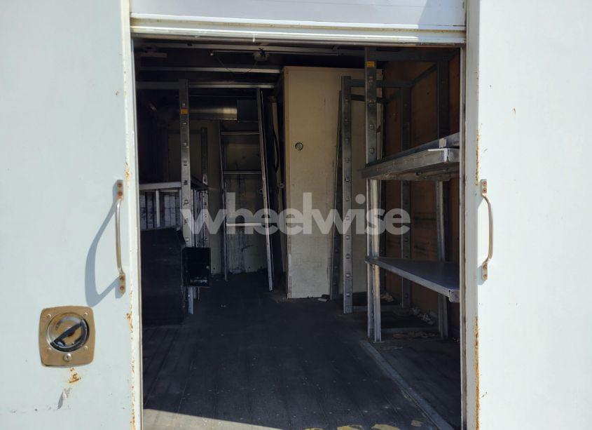 Photo 8 of 2006 Gmc W4s042 W4500 REG (VIN 4KDC4B1U96J803743)