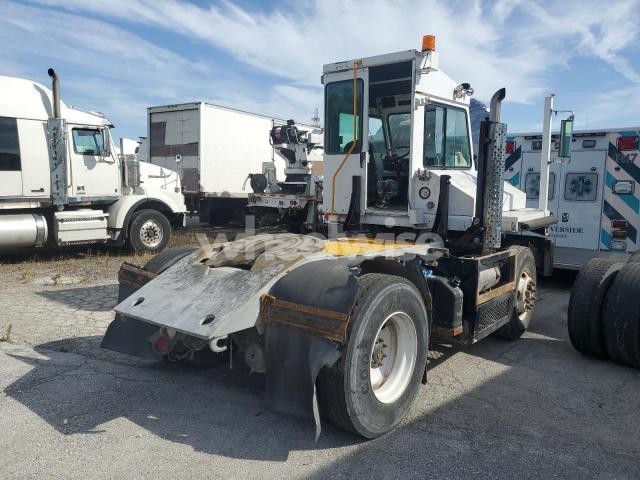 Photo 6 of 2021 CAPT TJ5000 YARD TRUCK (VIN 4LMBB2115ML029678)