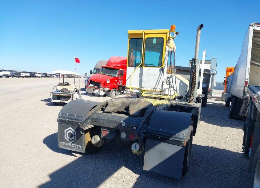 Photo 4 of 2017 Capacity Of TEXAS TJ6500T (VIN 4LMSB211XHL031402)