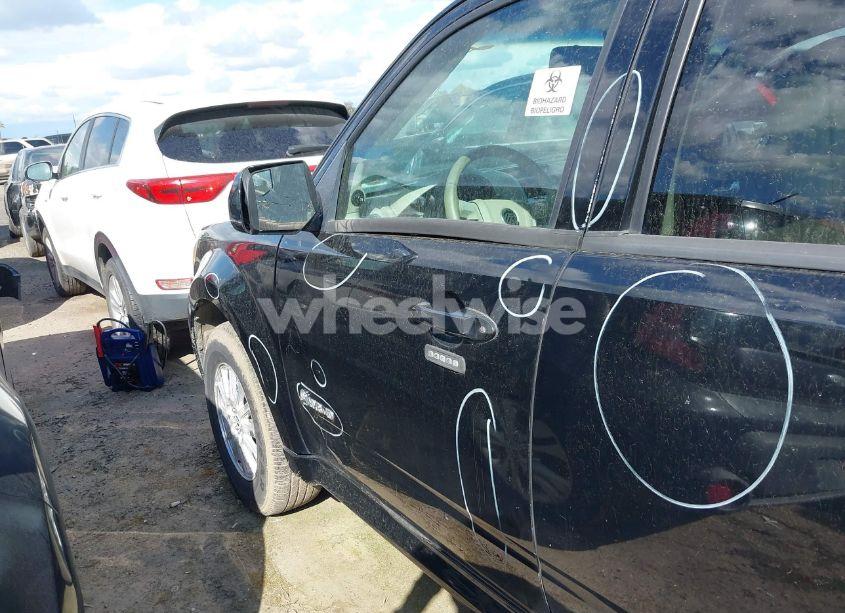 Photo 16 of 2010 Mercury Mariner HYBRID (VIN 4M2CN2K31AKJ05695)