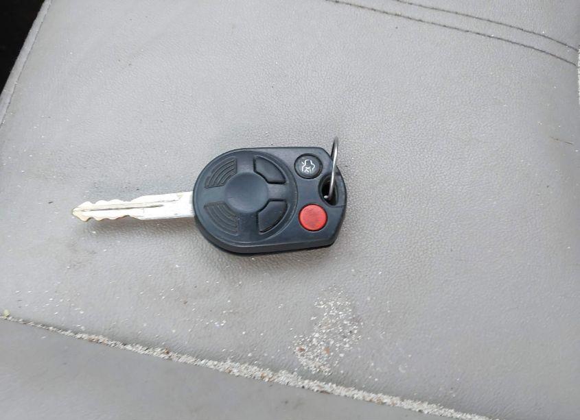 Photo 11 of 2010 Mercury Mariner HYBRID (VIN 4M2CN2K33AKJ14172)