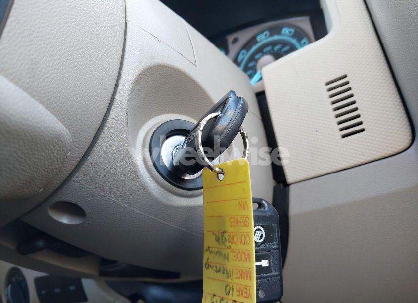 Photo 11 of 2010 Mercury Mariner HYBRID (VIN 4M2CN3K30AKJ04348)