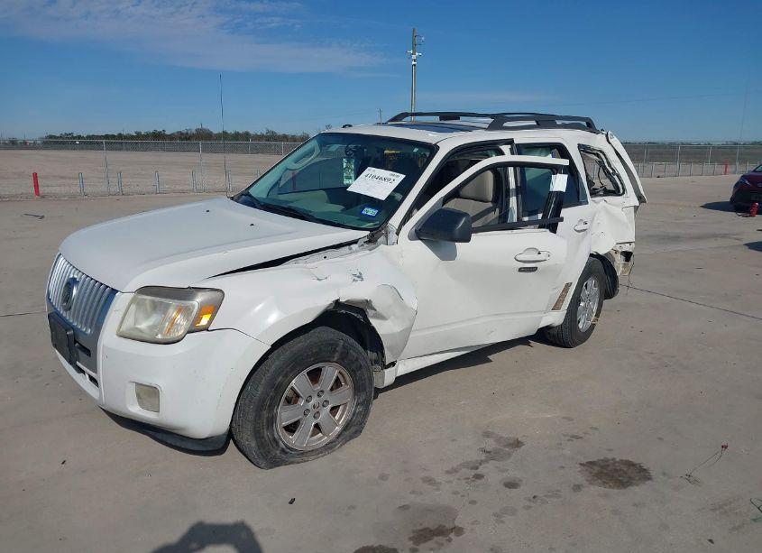 Photo 2 of 2010 Mercury Mariner (VIN 4M2CN8B70AKJ14510)