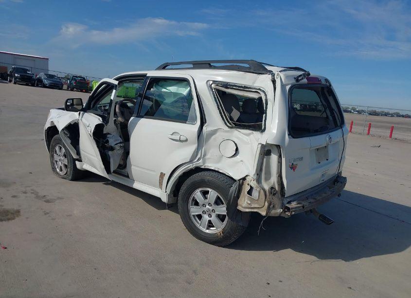 Photo 3 of 2010 Mercury Mariner (VIN 4M2CN8B70AKJ14510)