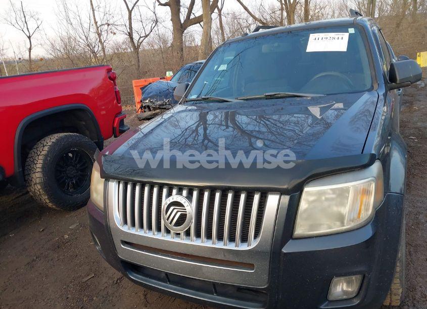 Photo 12 of 2010 Mercury Mariner (VIN 4M2CN8B71AKJ28559)