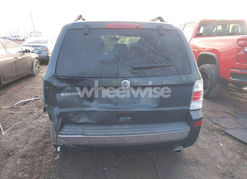 Photo 16 of 2010 Mercury Mariner (VIN 4M2CN8B71AKJ28559)