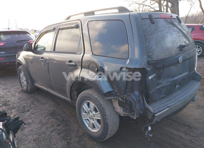 Photo 3 of 2010 Mercury Mariner (VIN 4M2CN8B71AKJ28559)