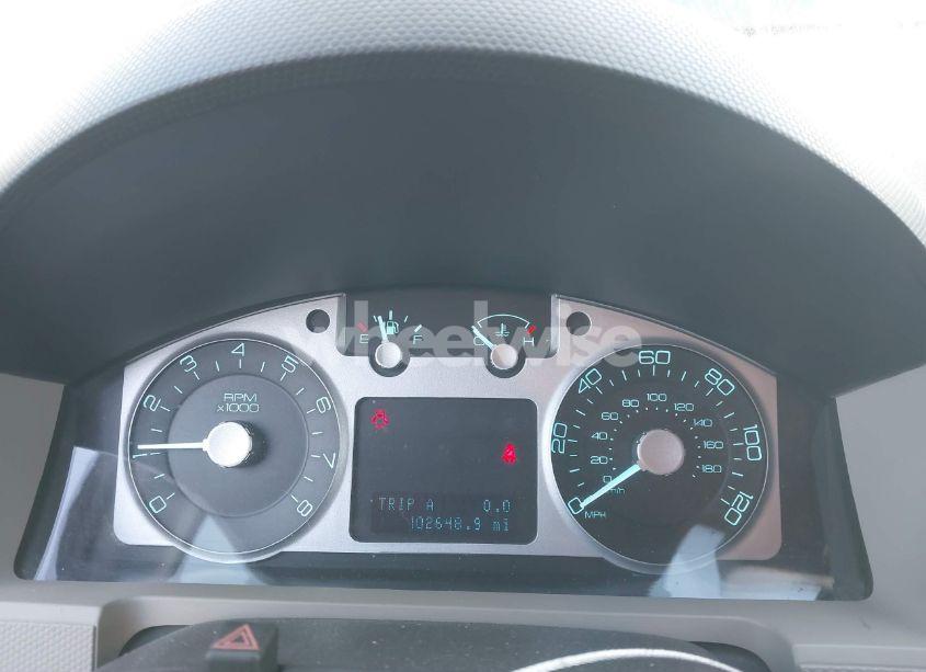 Photo 7 of 2010 Mercury Mariner (VIN 4M2CN8B71AKJ28559)