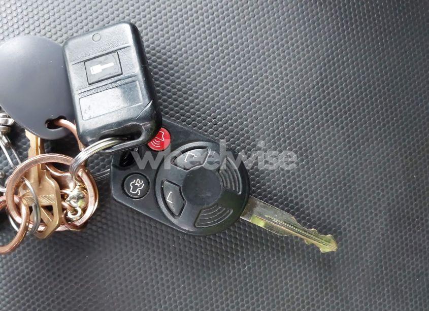 Photo 11 of 2010 Mercury Mariner (VIN 4M2CN8B76AKJ20540)