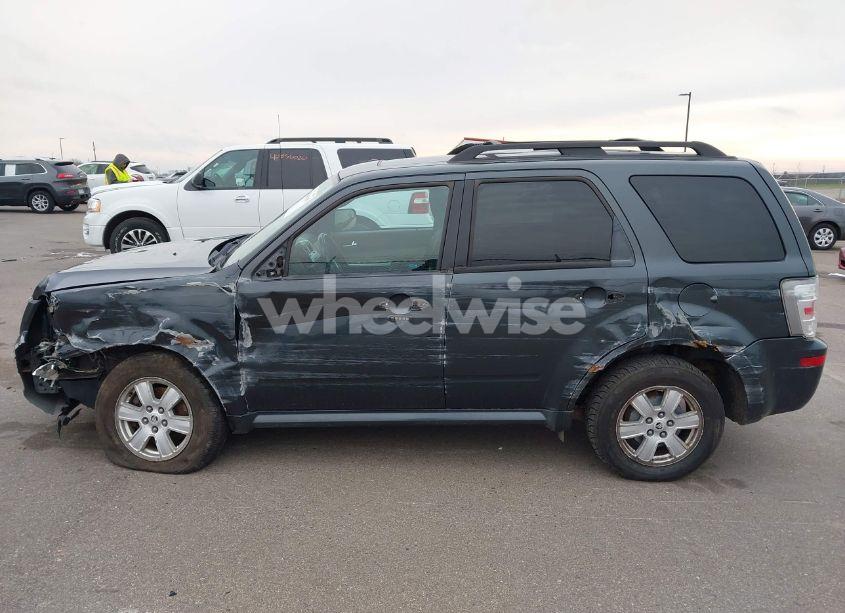 Photo 14 of 2010 Mercury Mariner (VIN 4M2CN8B76AKJ20540)