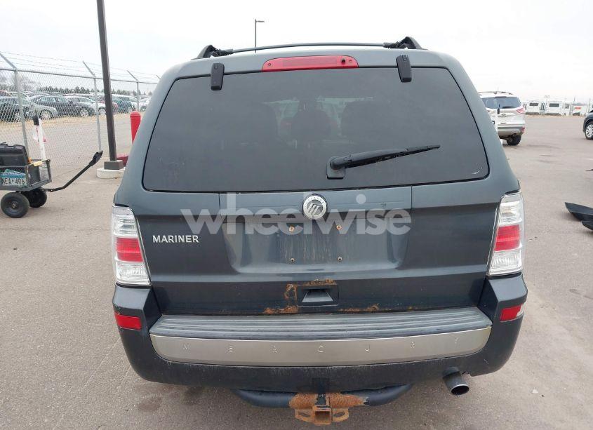 Photo 16 of 2010 Mercury Mariner (VIN 4M2CN8B76AKJ20540)