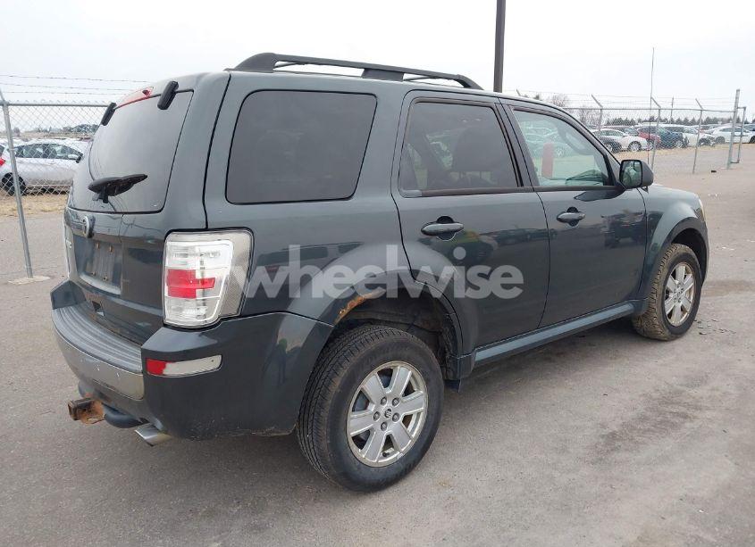 Photo 4 of 2010 Mercury Mariner (VIN 4M2CN8B76AKJ20540)