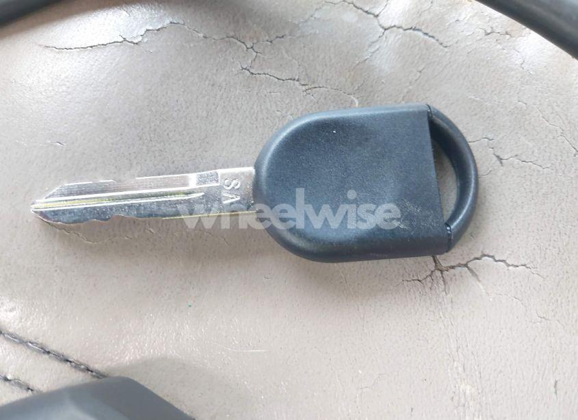 Photo 11 of 2010 Mercury Mariner (VIN 4M2CN8B76AKJ26340)