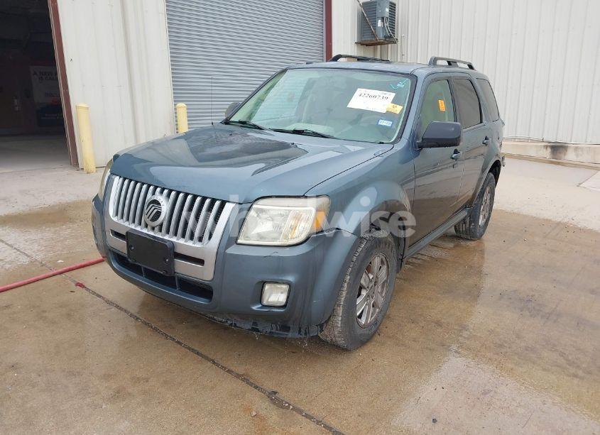 Photo 2 of 2010 Mercury Mariner (VIN 4M2CN8B76AKJ26340)