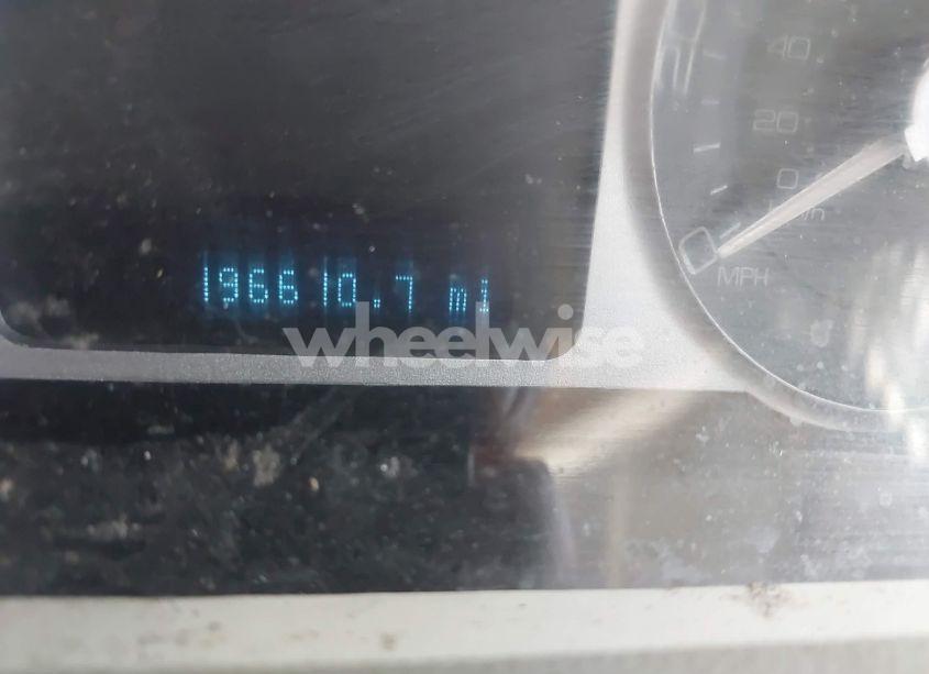 Photo 7 of 2010 Mercury Mariner (VIN 4M2CN8B76AKJ26340)