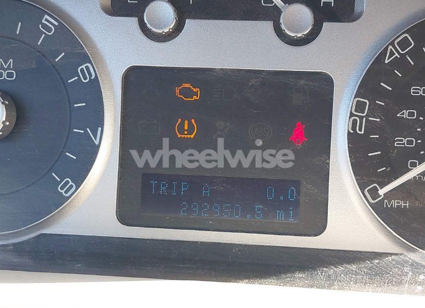 Photo 7 of 2011 Mercury Mariner N/A (VIN 4M2CN8B77BKJ04817)