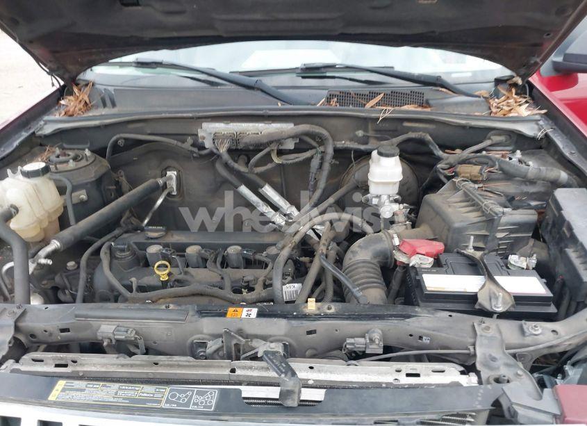 Photo 10 of 2010 Mercury Mariner (VIN 4M2CN8B78AKJ05229)