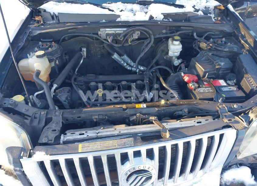 Photo 10 of 2010 Mercury Mariner (VIN 4M2CN8B78AKJ13007)