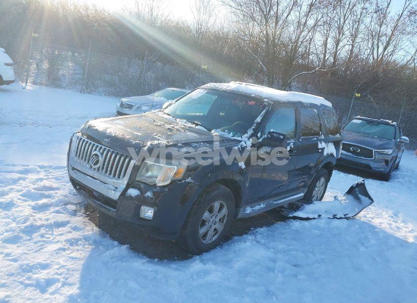 Photo 2 of 2010 Mercury Mariner (VIN 4M2CN8B78AKJ13007)