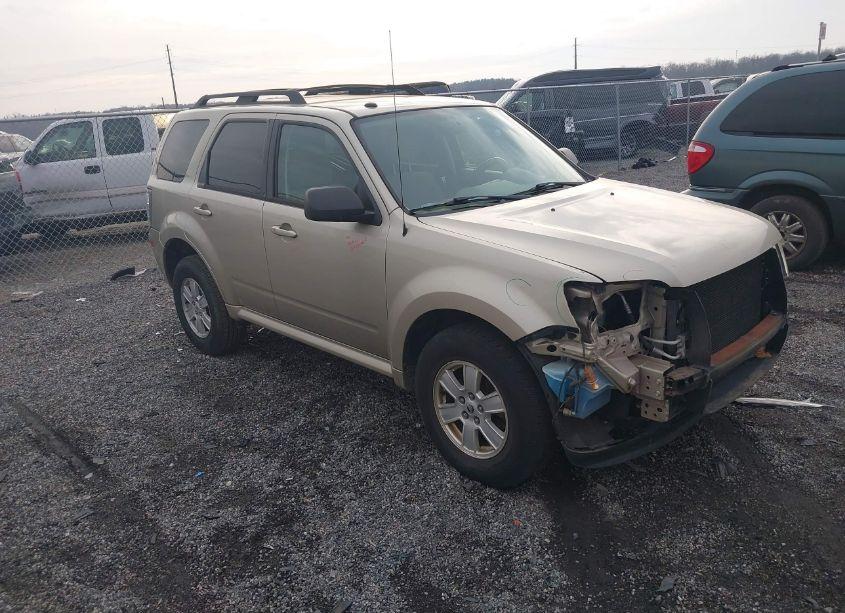 2010 Mercury Mariner (VIN 4M2CN8B78AKJ20667) main photo