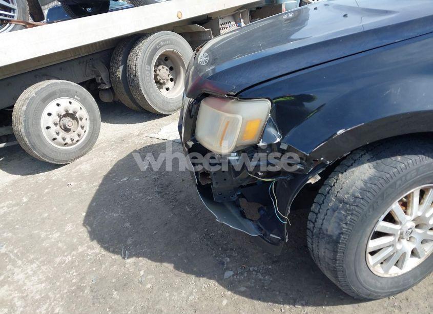 Photo 6 of 2010 Mercury Mariner (VIN 4M2CN8B79AKJ04672)