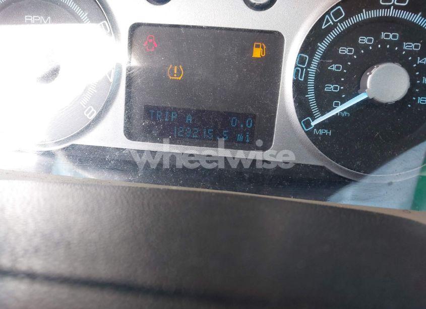 Photo 7 of 2010 Mercury Mariner (VIN 4M2CN8B79AKJ04672)