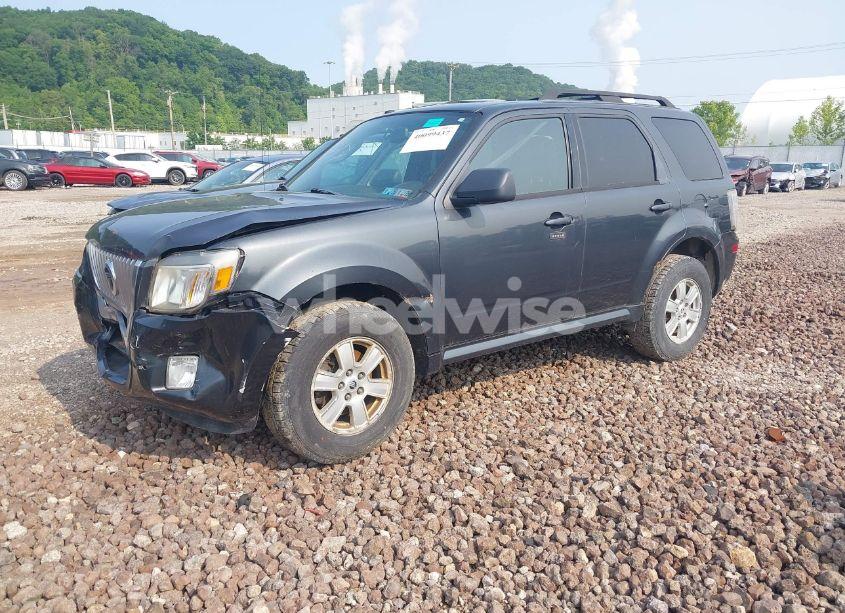 Photo 2 of 2010 Mercury Mariner (VIN 4M2CN8B79AKJ28843)