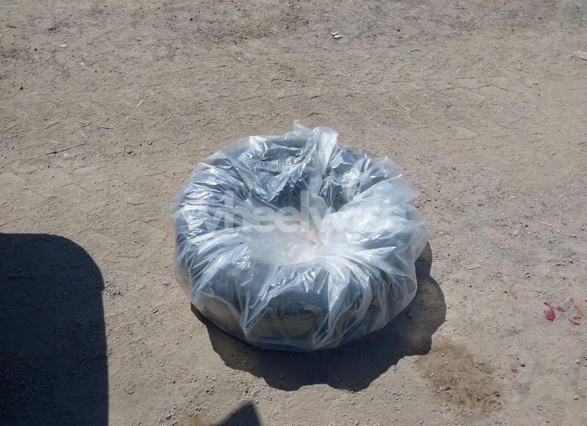 Photo 12 of 2010 Mercury Mariner (VIN 4M2CN8BG3AKJ01945)