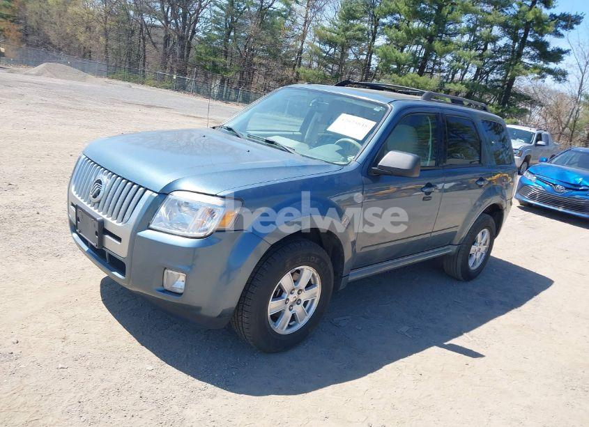 Photo 2 of 2010 Mercury Mariner (VIN 4M2CN8BG3AKJ01945)