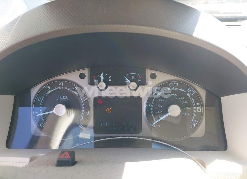 Photo 7 of 2010 Mercury Mariner (VIN 4M2CN8BG3AKJ01945)