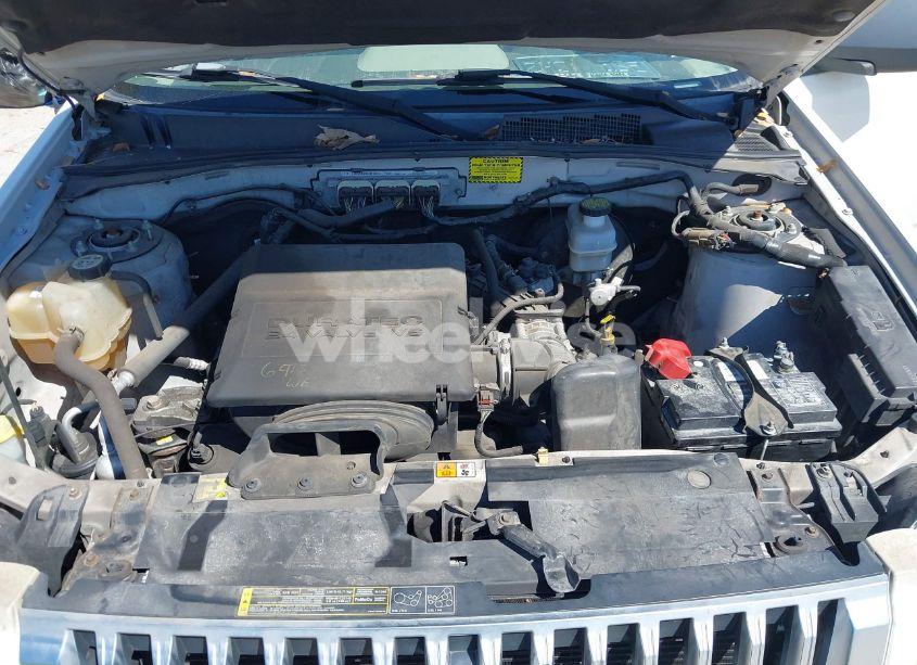 Photo 10 of 2010 Mercury Mariner (VIN 4M2CN8BG7AKJ01706)