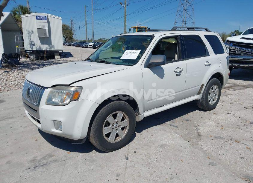 Photo 2 of 2010 Mercury Mariner (VIN 4M2CN8BG7AKJ01706)