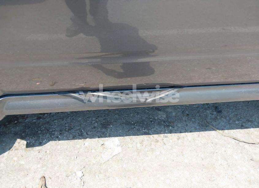 Photo 12 of 2010 Mercury Mariner (VIN 4M2CN8BG8AKJ19762)