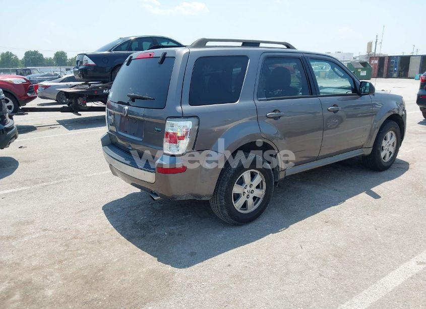 Photo 4 of 2010 Mercury Mariner (VIN 4M2CN8BG8AKJ19762)